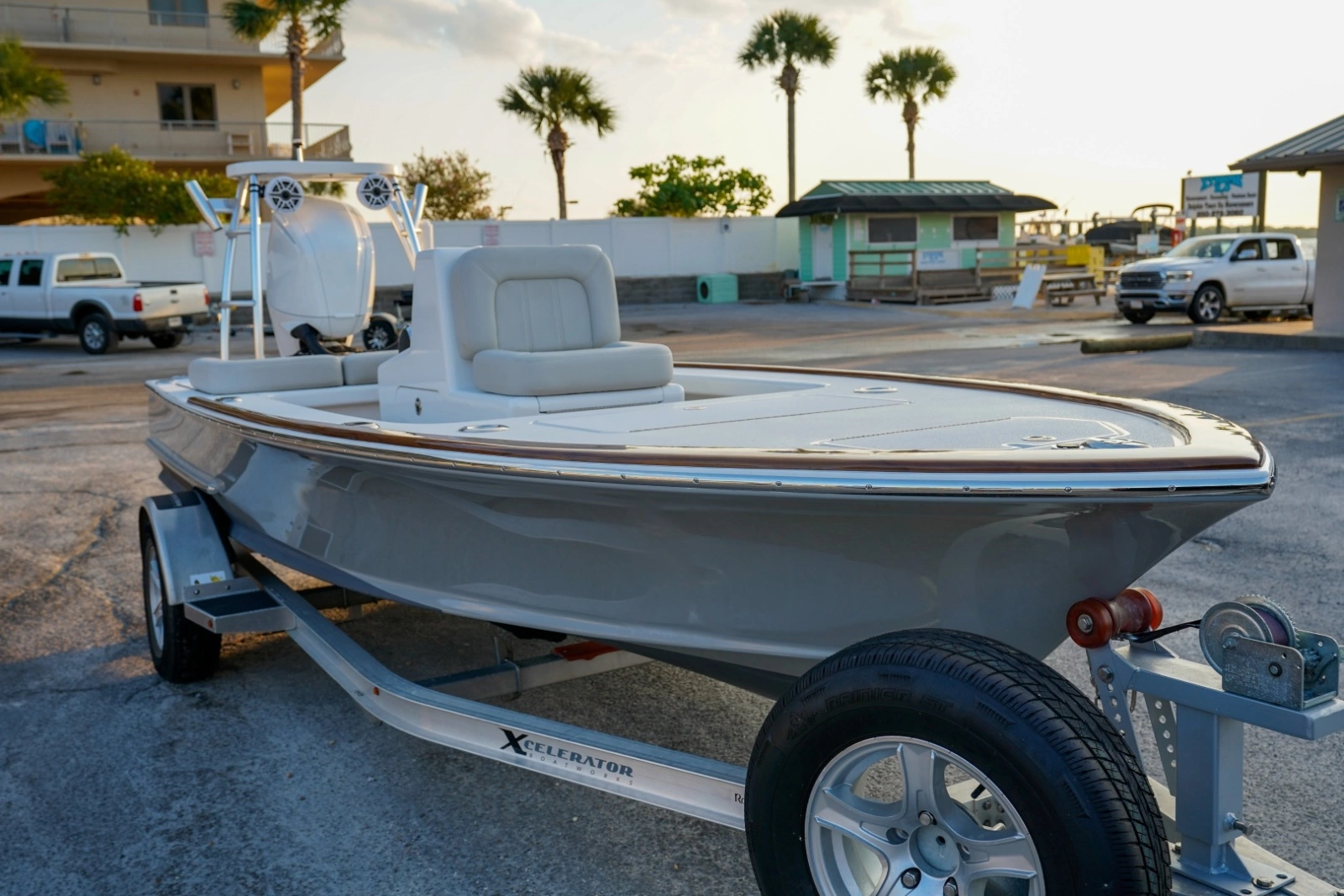 2024 Xcelerator Boatworks 17 Bay