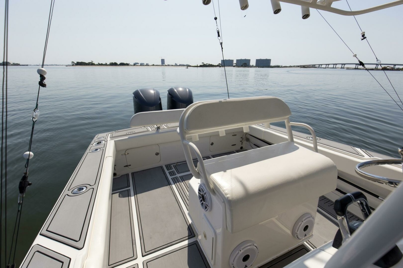 31' 2004 Jupiter 31 FS