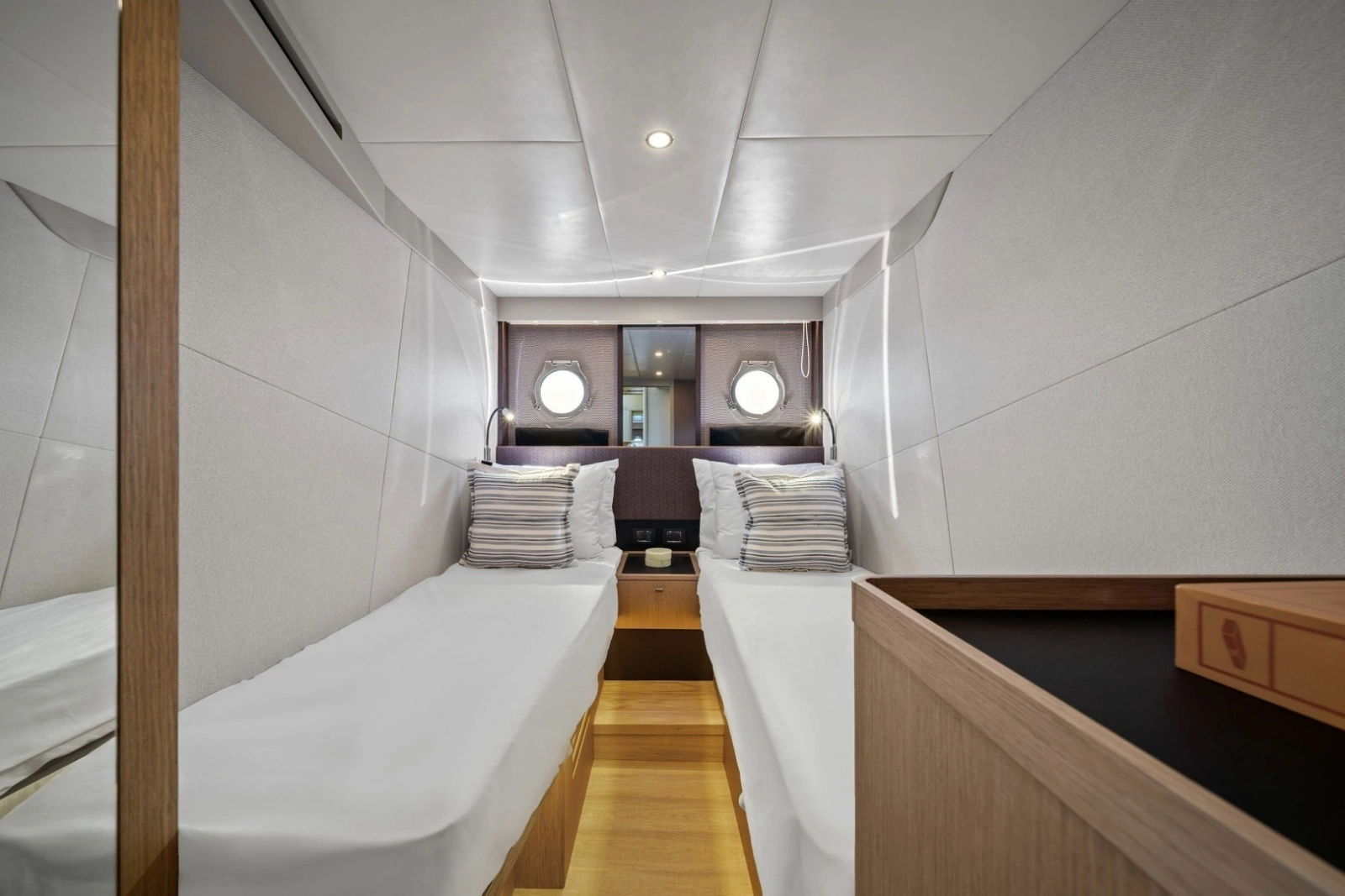 New 2027 56 Absolute Fly 56ft Absolute Yacht For Sale
