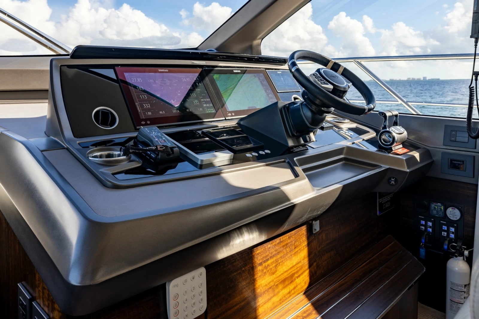 2022 Sunseeker Manhattan 68