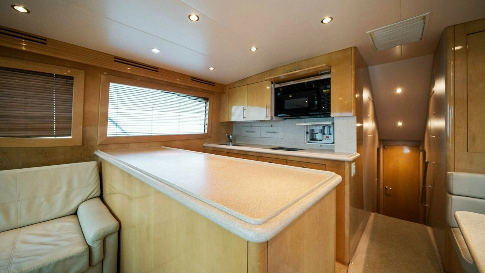 2003 Hatteras 54 Convertible - Big Boyd