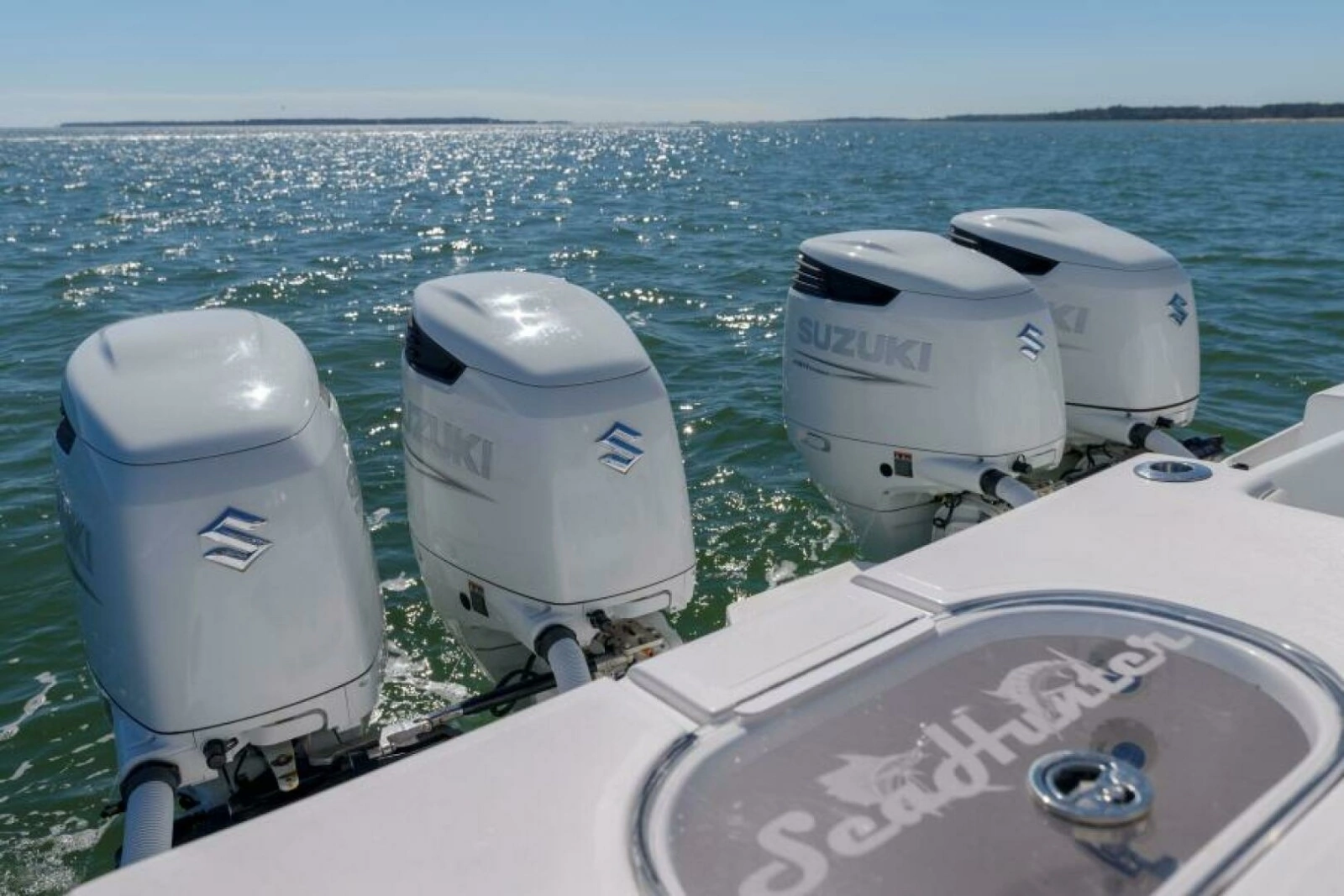 SeaHunter 38 Reel Escape- Engines & Livewell