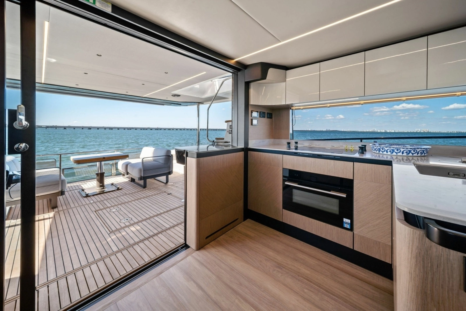 New 2027 56 Absolute Fly 56ft Absolute Yacht For Sale