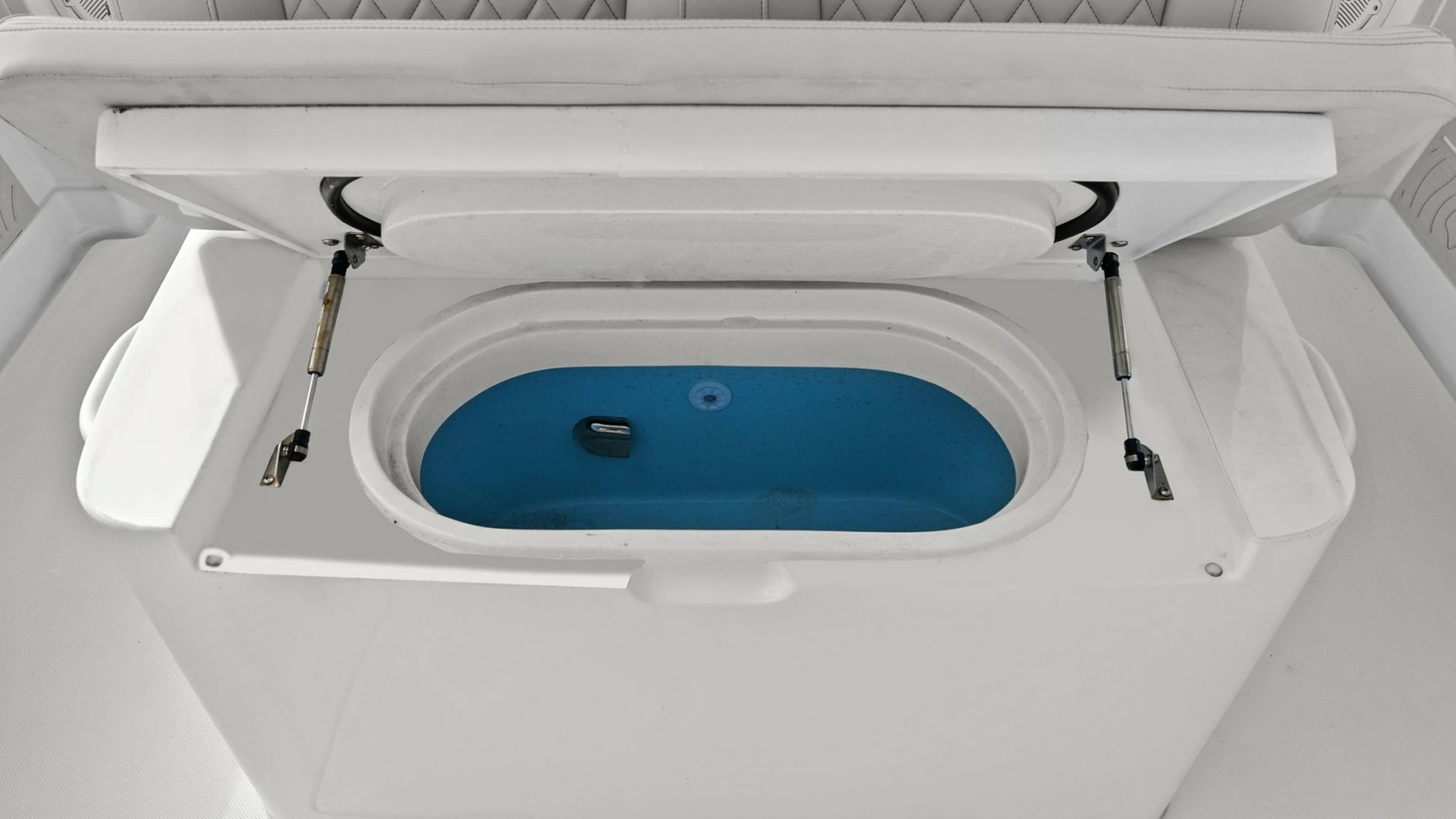 Integrated Livewell with Padded Seating