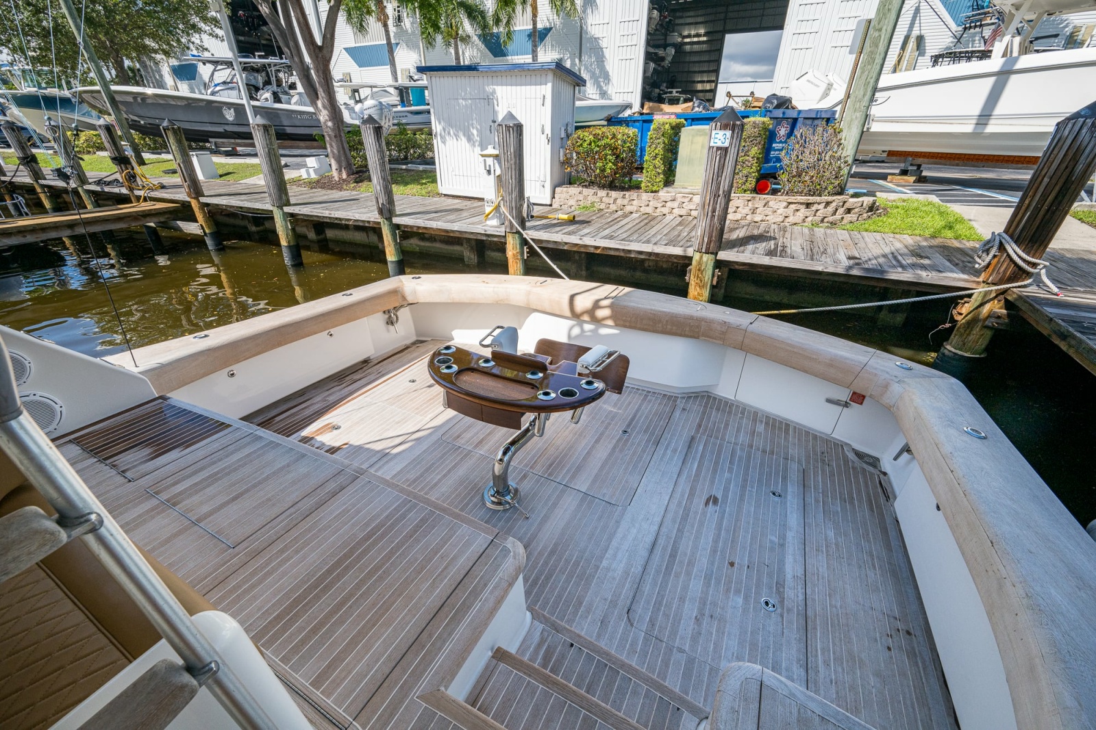 2011 Viking 76 Enclosed Bridge