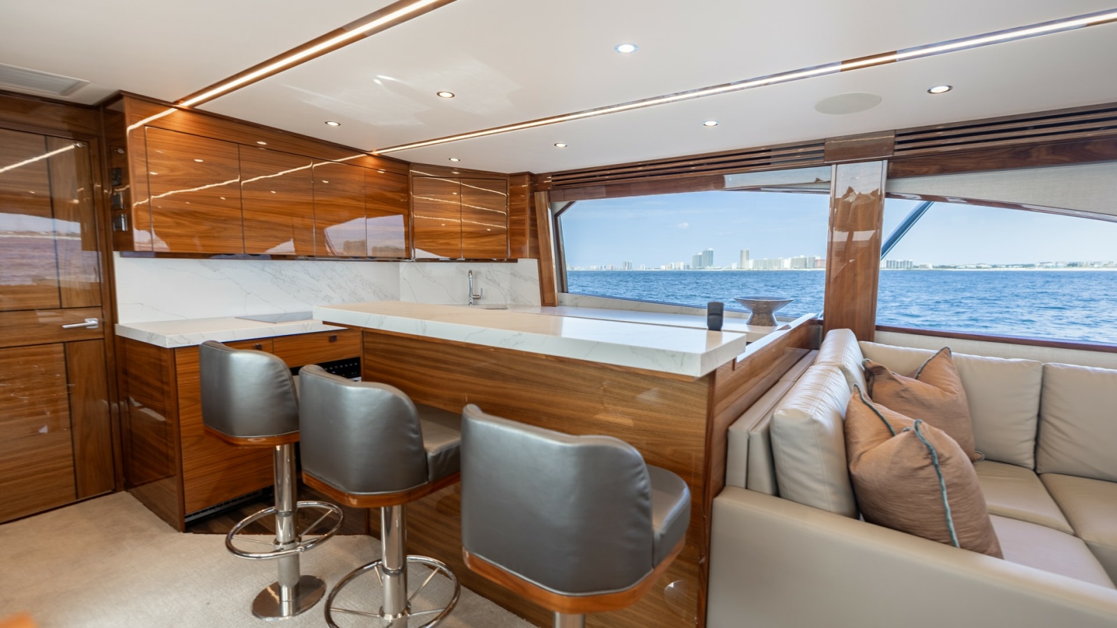 Luxury Salon with Galley and Bar