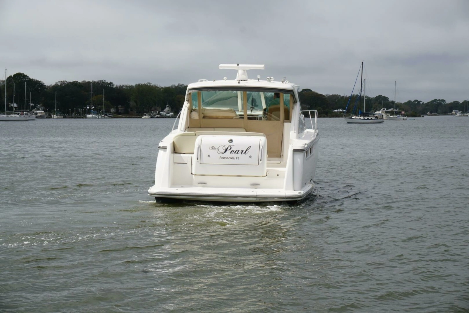 2007 39 Tiara Yachts 3900 Sovran The Pearl Transom (2)