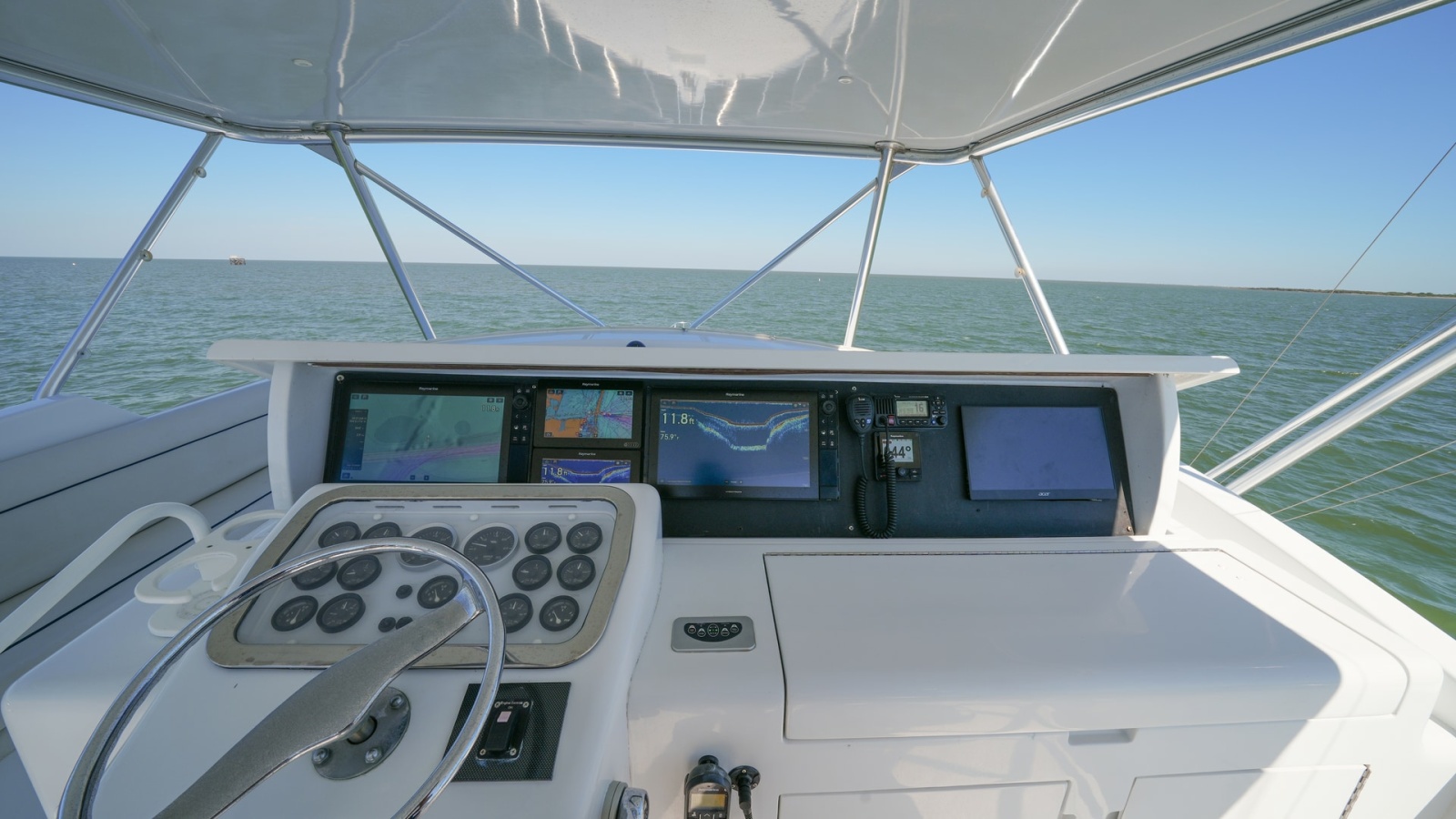 Flybridge Helm Station