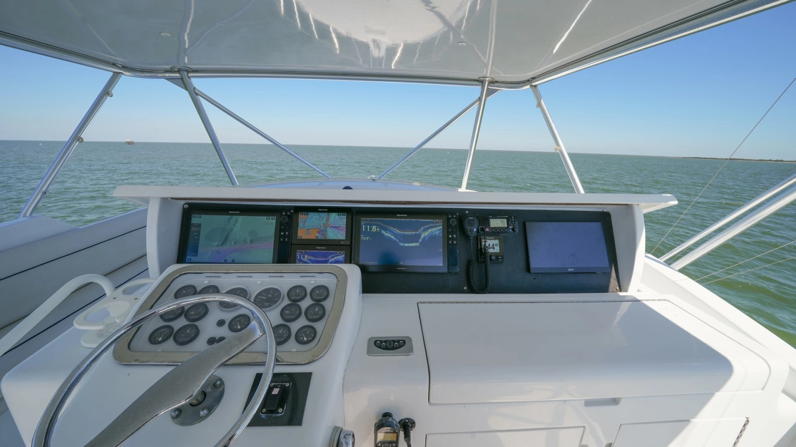 Flybridge Helm Station