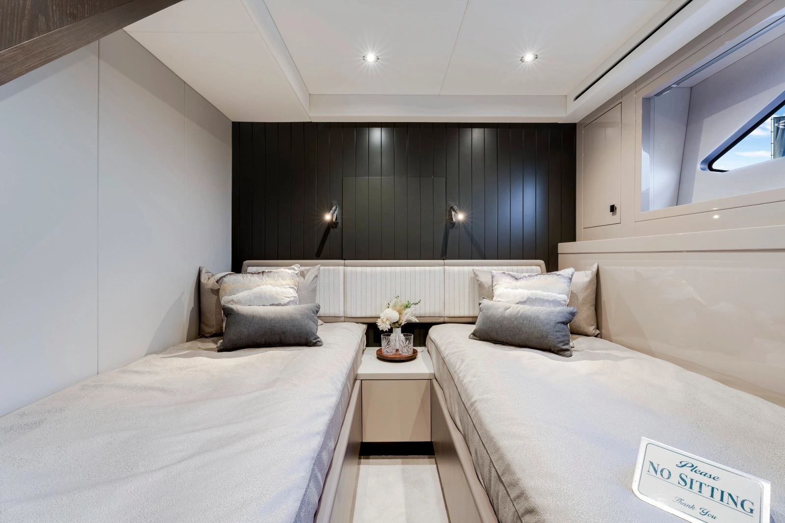 MANHATTAN 68 68ft Sunseeker Yacht For Sale