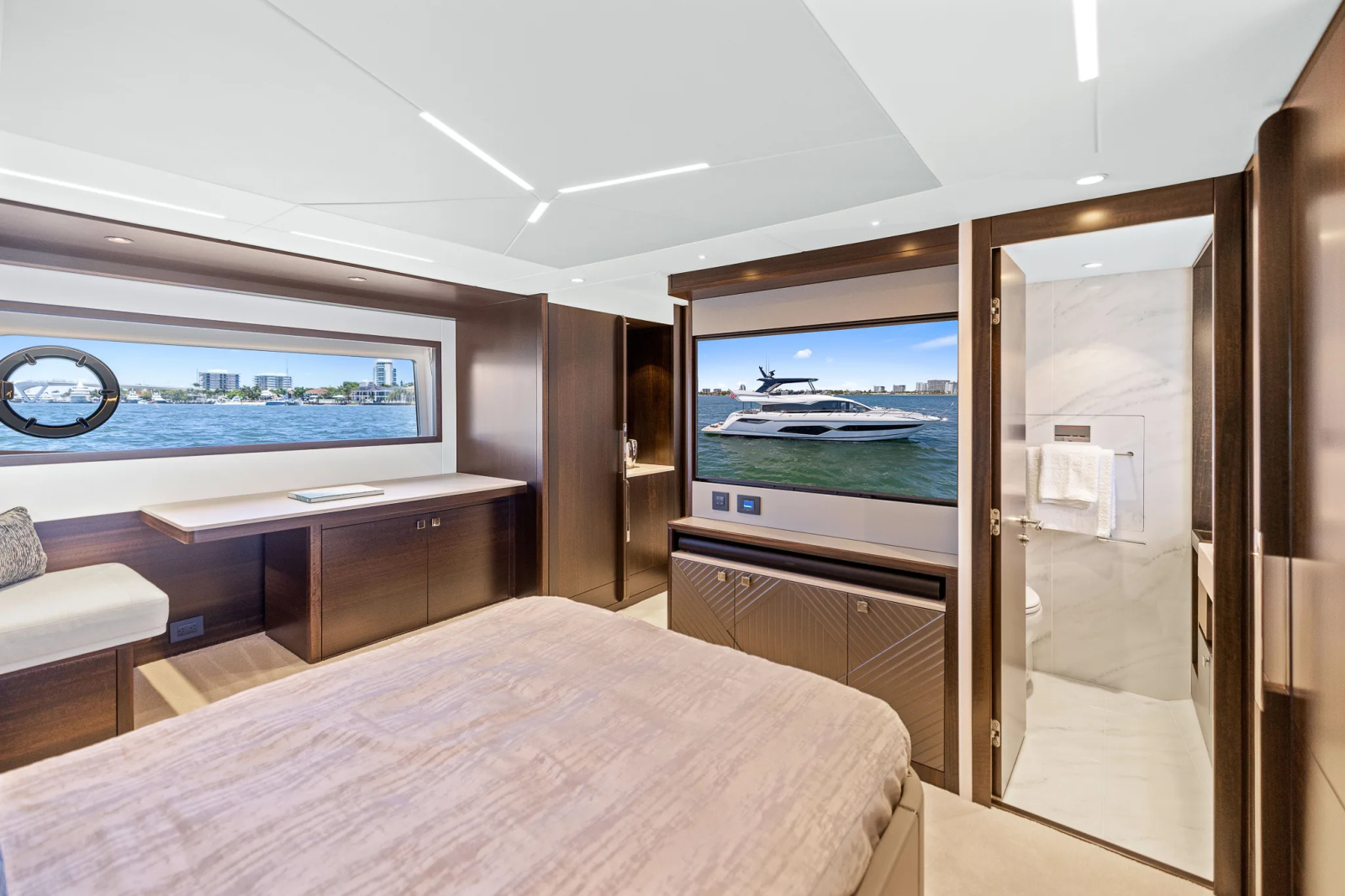 2024 Sunseeker Manhattan 68