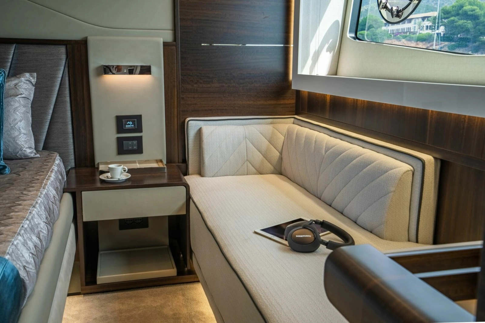 65 SPORT YACHT 65ft Sunseeker Yacht For Sale