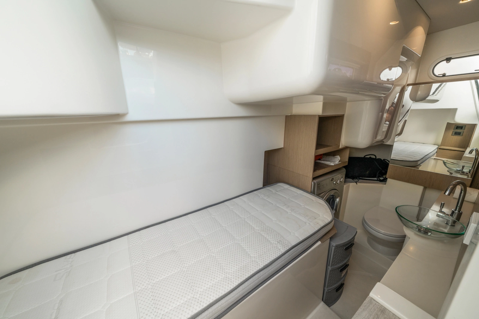 2021 Absolute Navetta 48