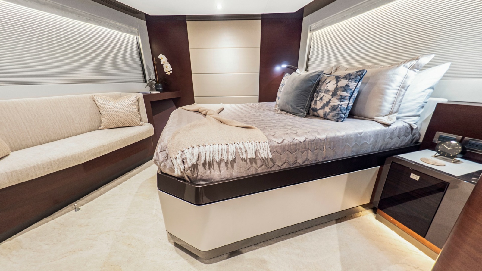Galati-LONESTAR-Staterooms3