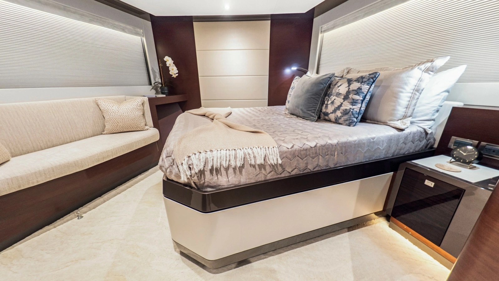 Galati-LONESTAR-Staterooms3