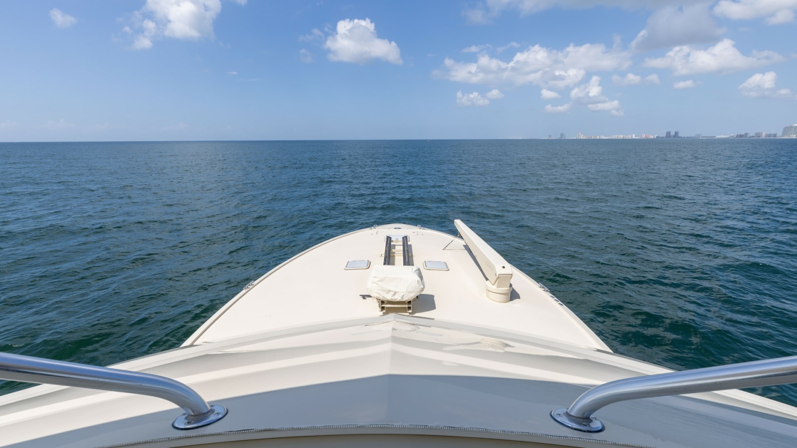 2007 Hatteras 68 Convertible- KEMOSABE- Bow