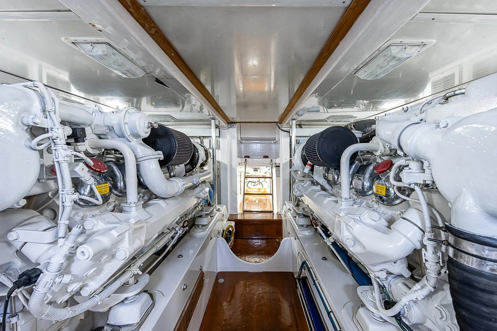 2005 Custom Carolina 58
