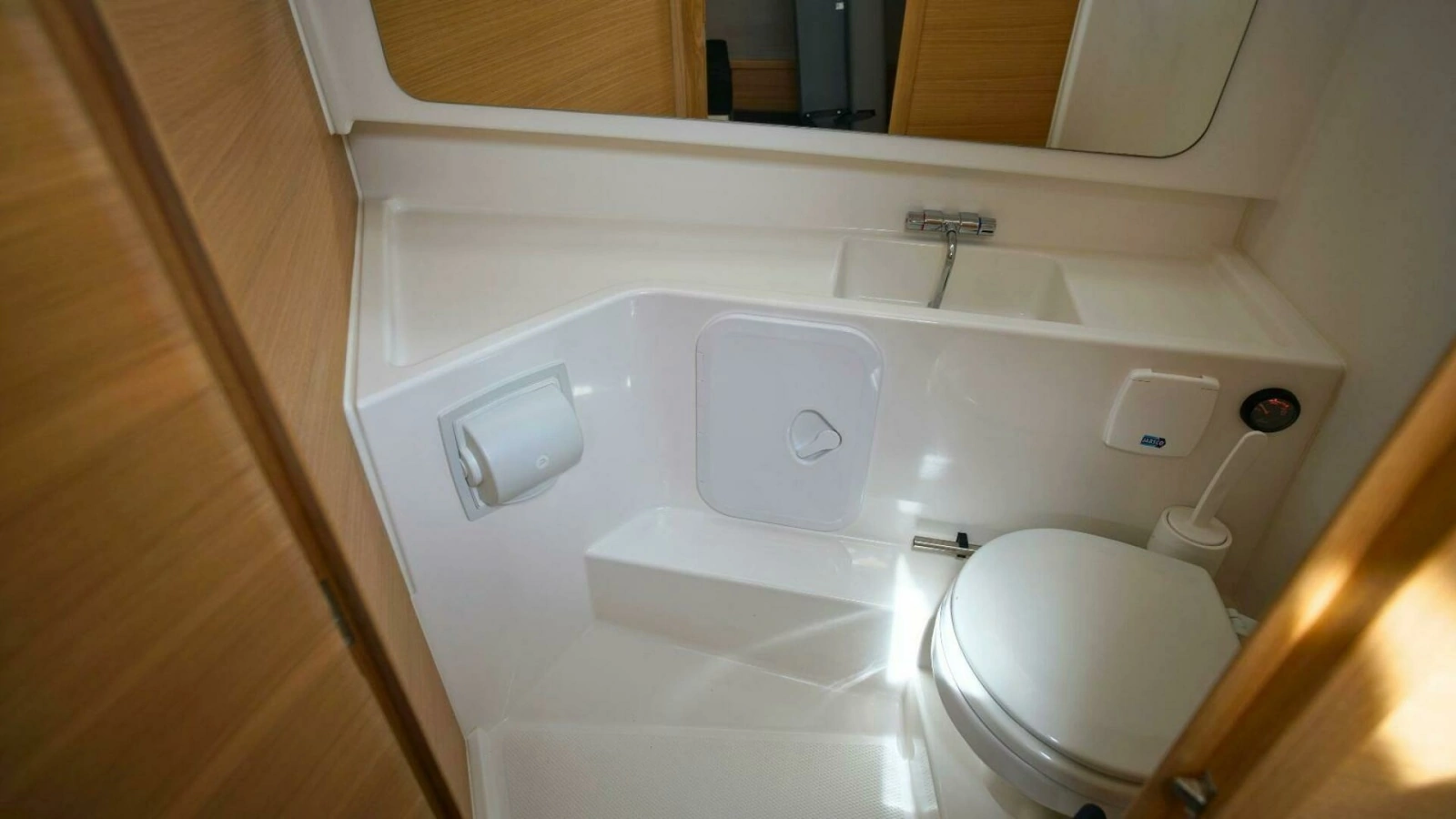 Nimbus Tender 9 Head