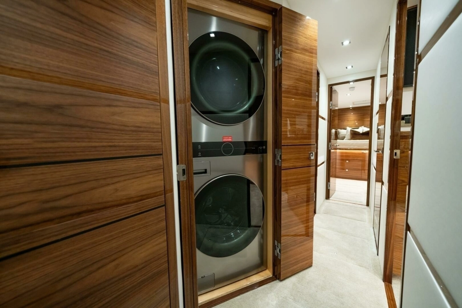 Viking 82 Convertible Washer Dryer