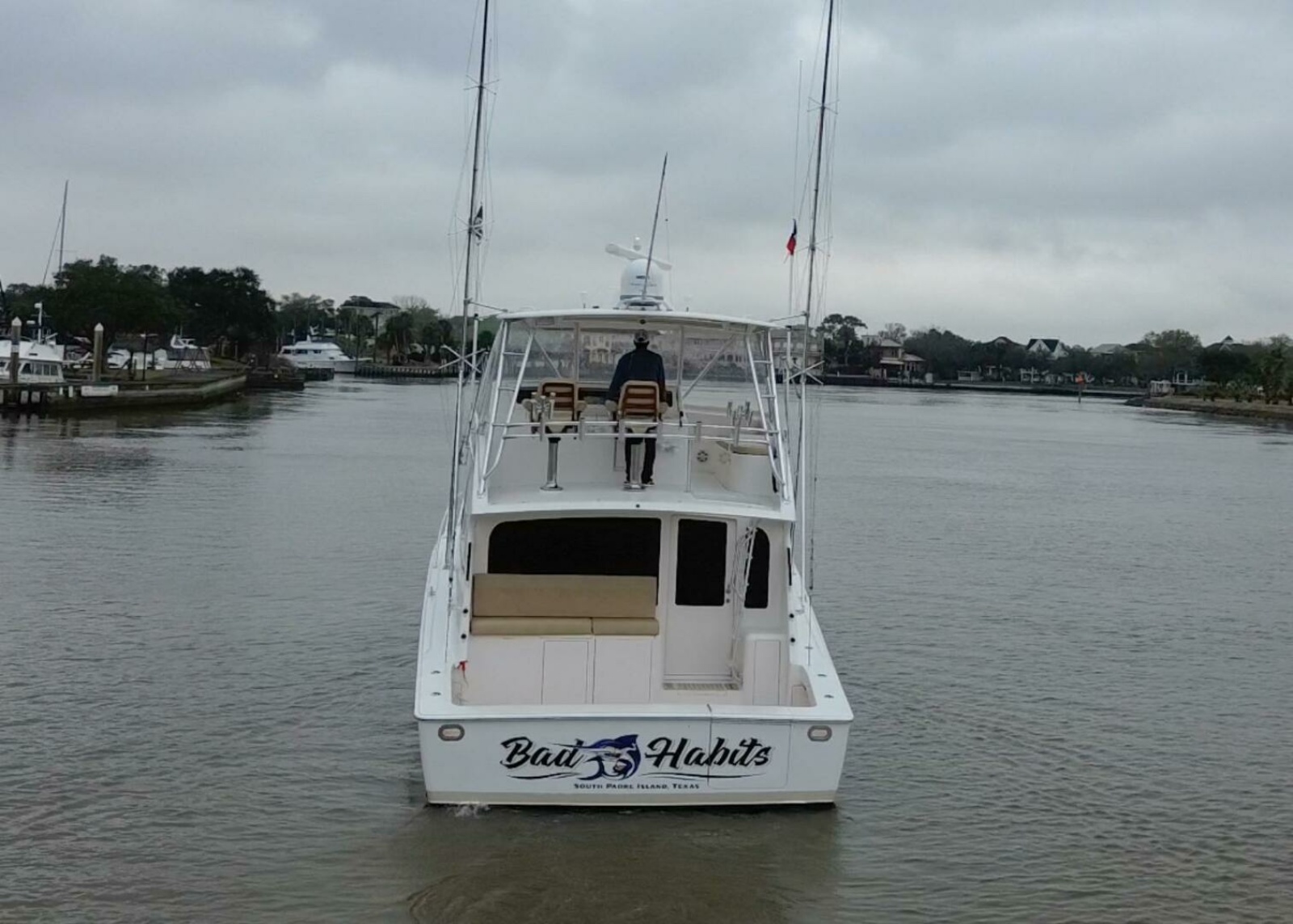 45' 2007 Viking 45 Convertible
