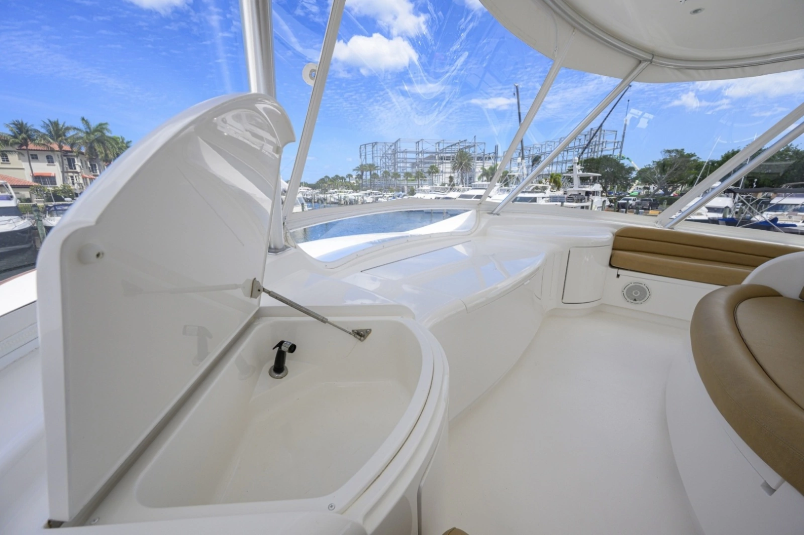 Viking 70 DESPERADO - Flybridge