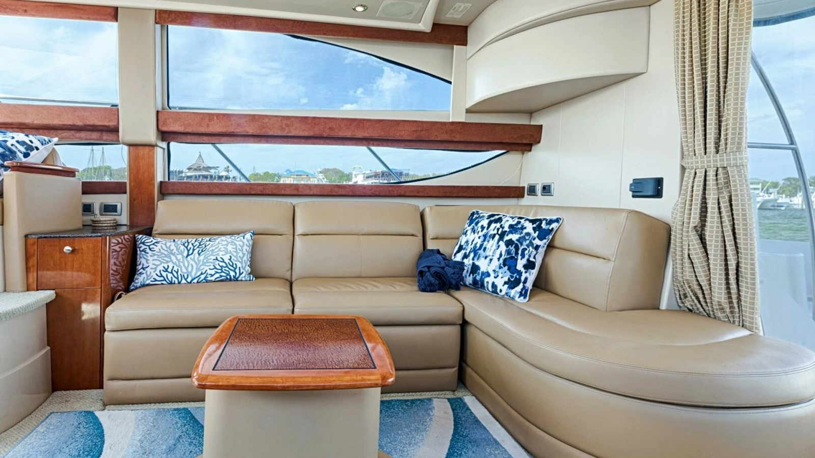 Spacious Salon with Panoramic Windows