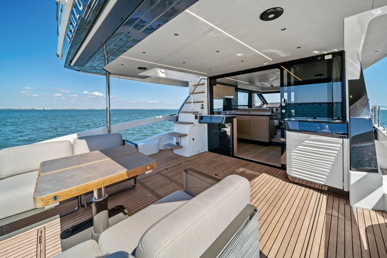 New 2027 56 Absolute Fly 56ft Absolute Yacht For Sale