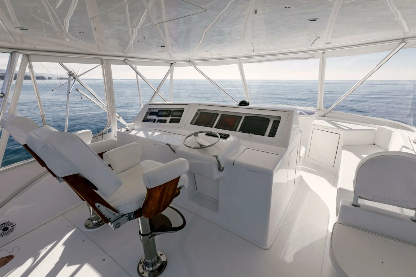 2003 Viking 56 Convertible - SECTACULAR BID
