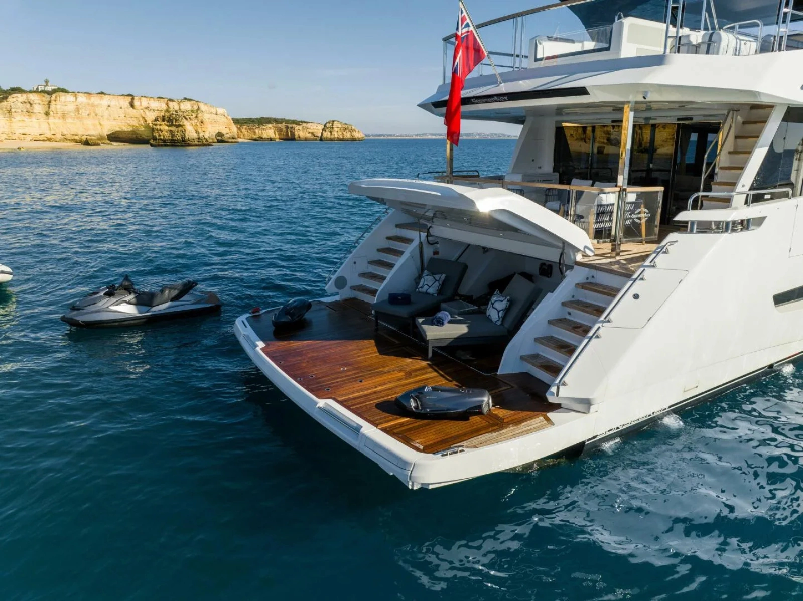 100 YACHT 100ft Sunseeker Yacht For Sale