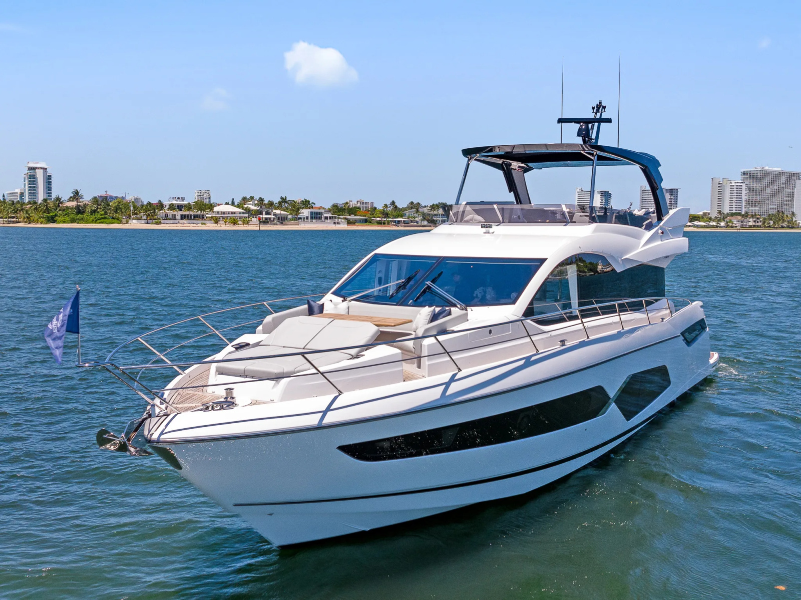 2024 Sunseeker Manhattan 68