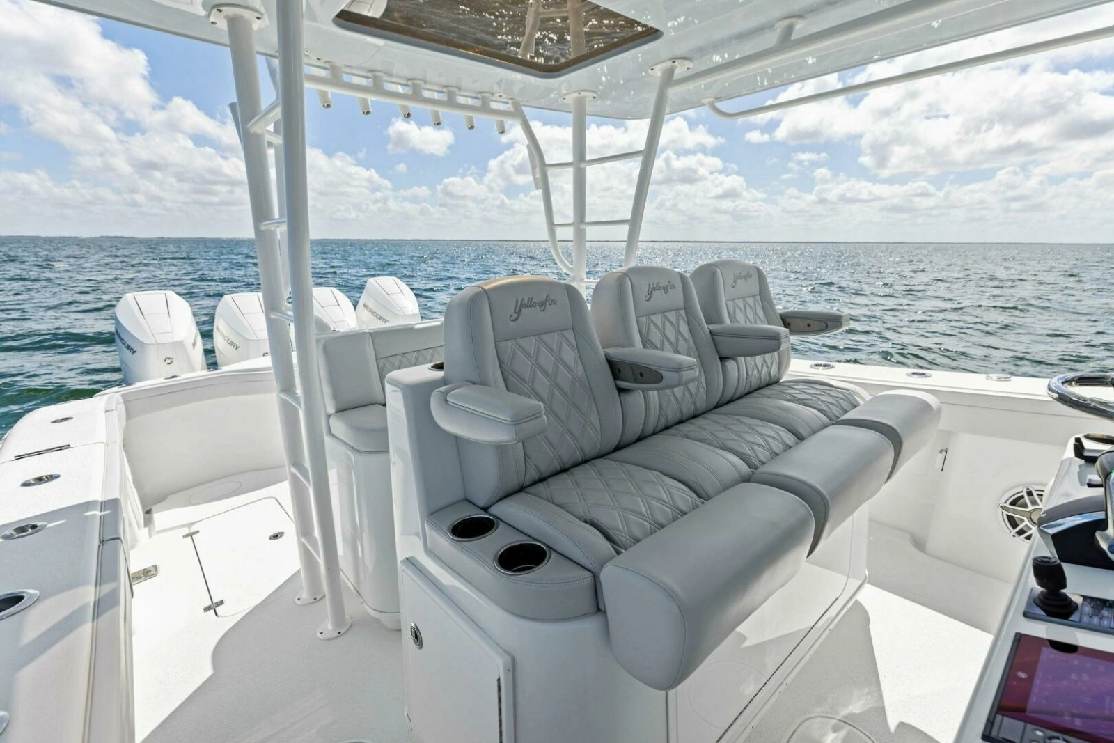 2024 42 Yellowfin