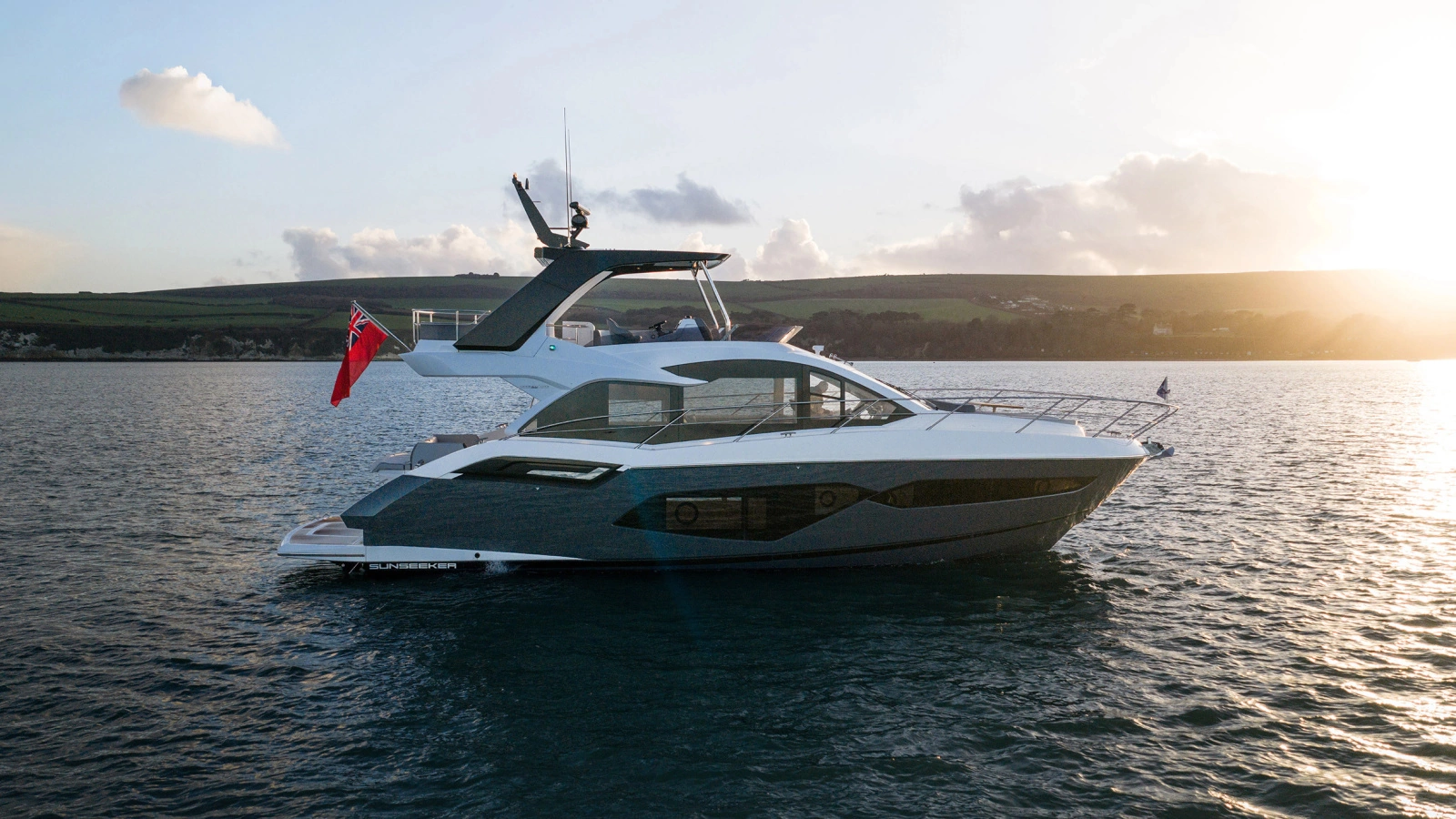 MANHATTAN 56 56ft Sunseeker Yacht For Sale