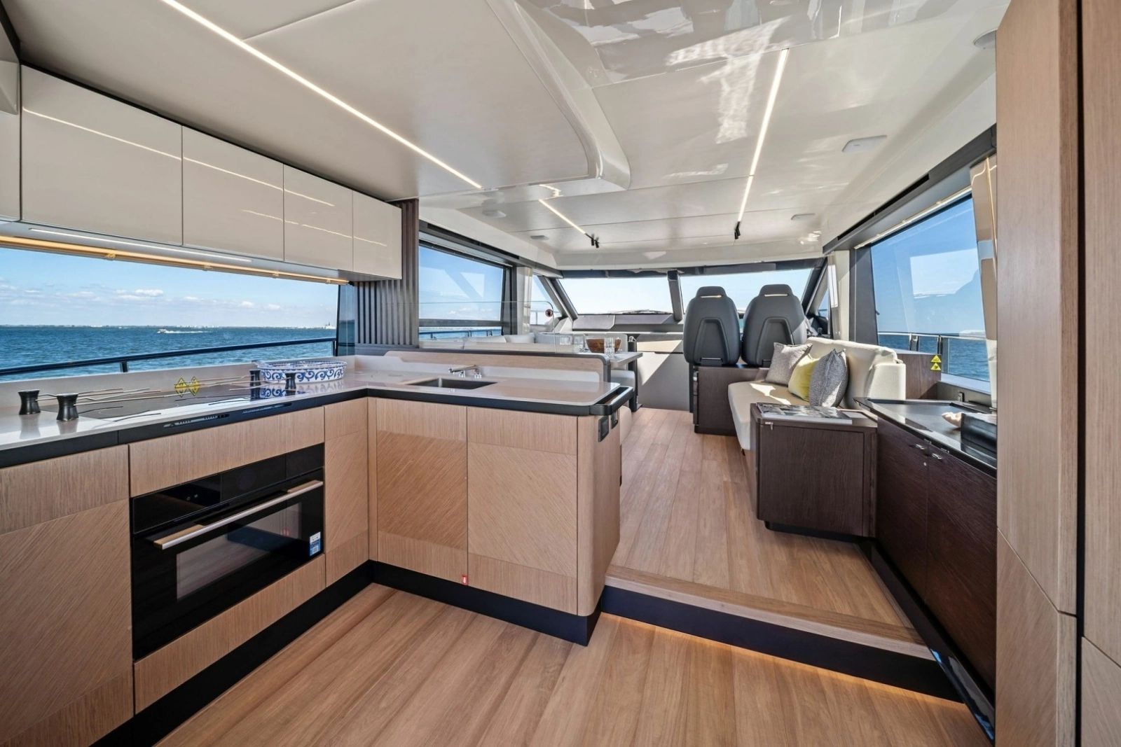 New 2027 56 Absolute Fly 56ft Absolute Yacht For Sale