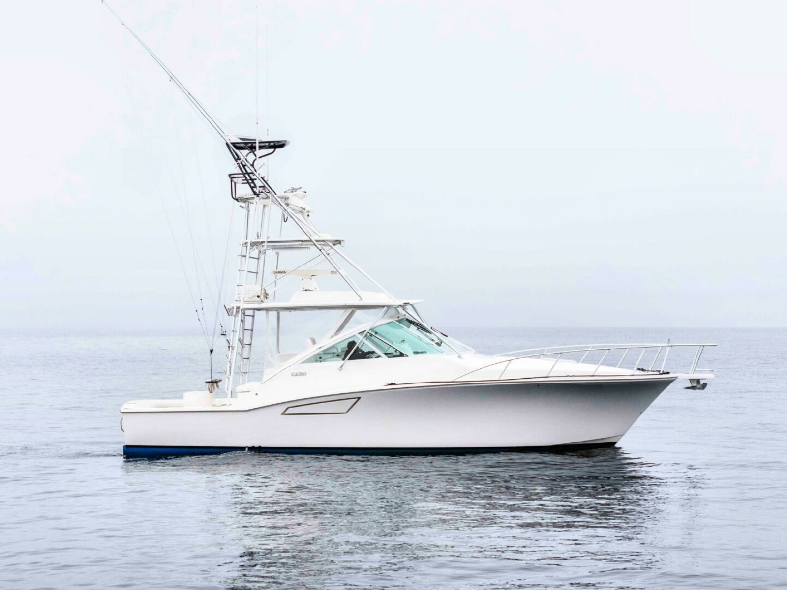 38' 2008 Cabo 38 Express