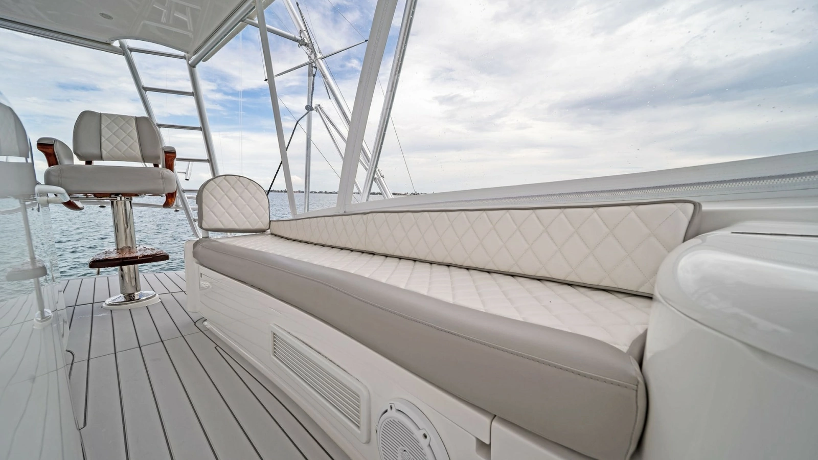 Flybridge Seating Area