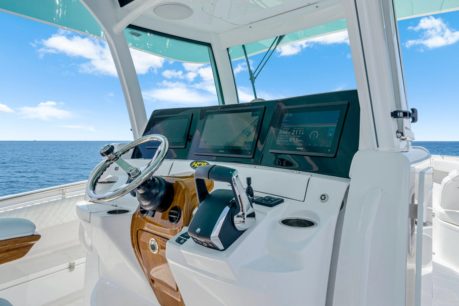 42ft HCB Yacht For Sale