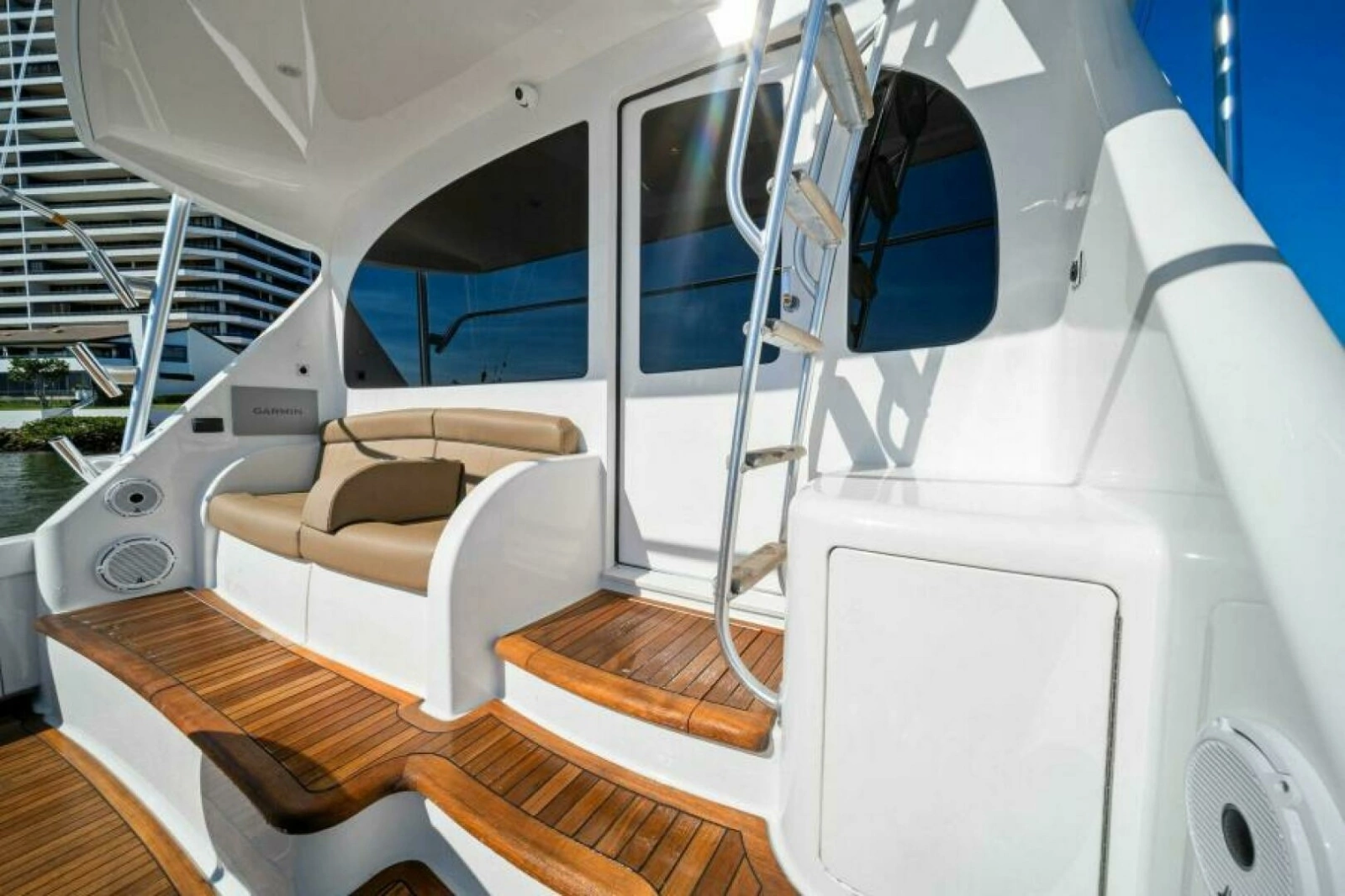 2016 Viking 55 Convertible photo 25