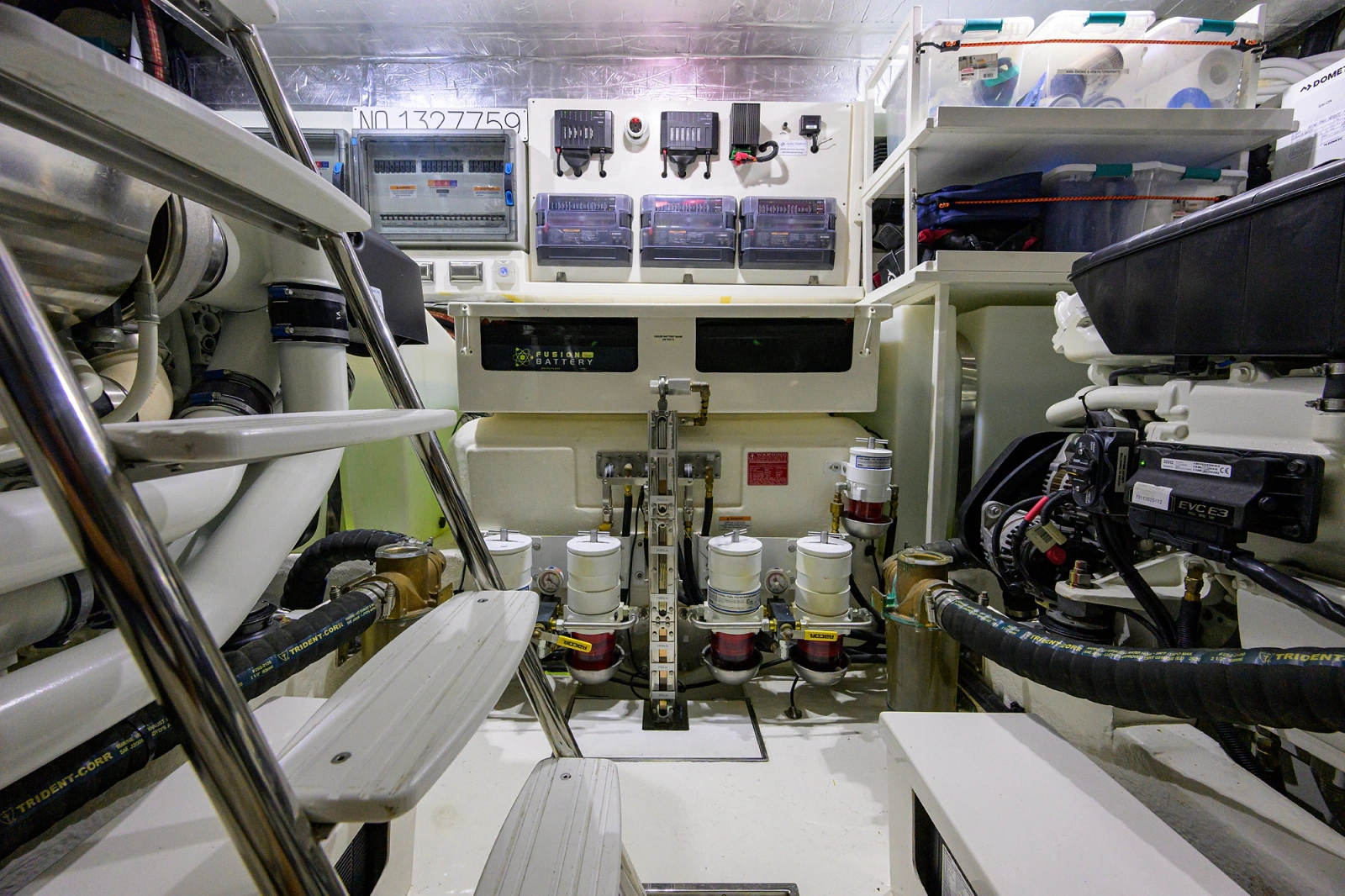 2023 Riviera 5400 Sport Yacht