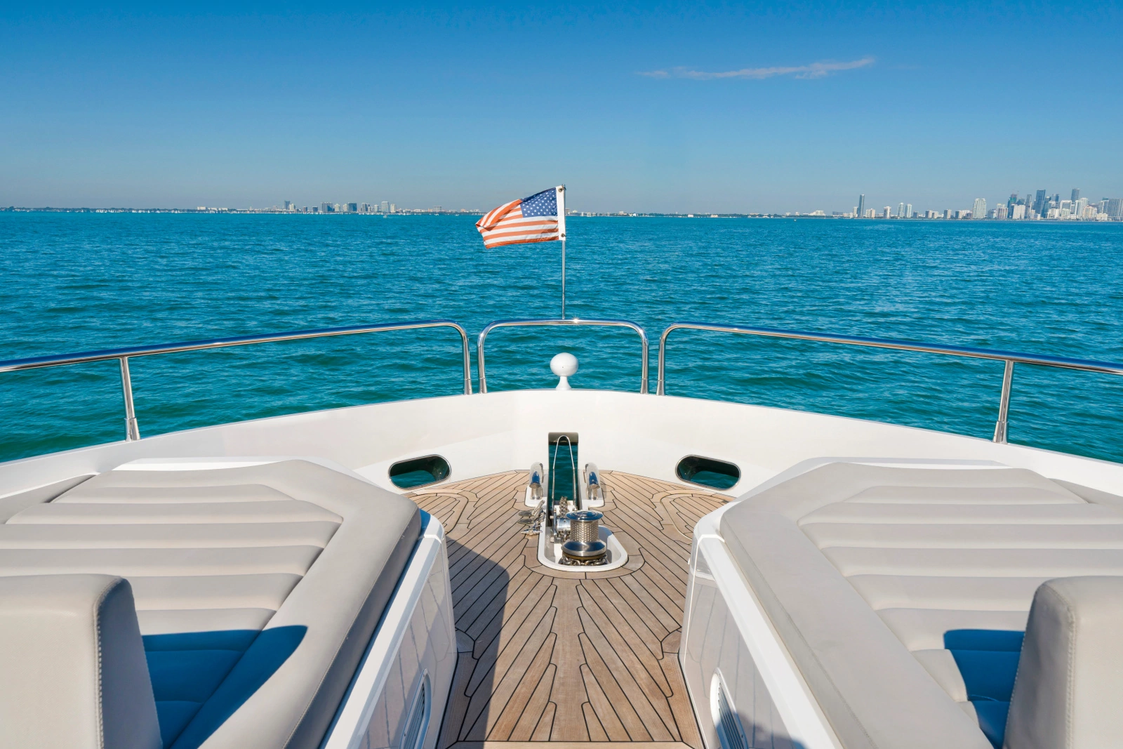 2020 Sunseeker 76 Yacht
