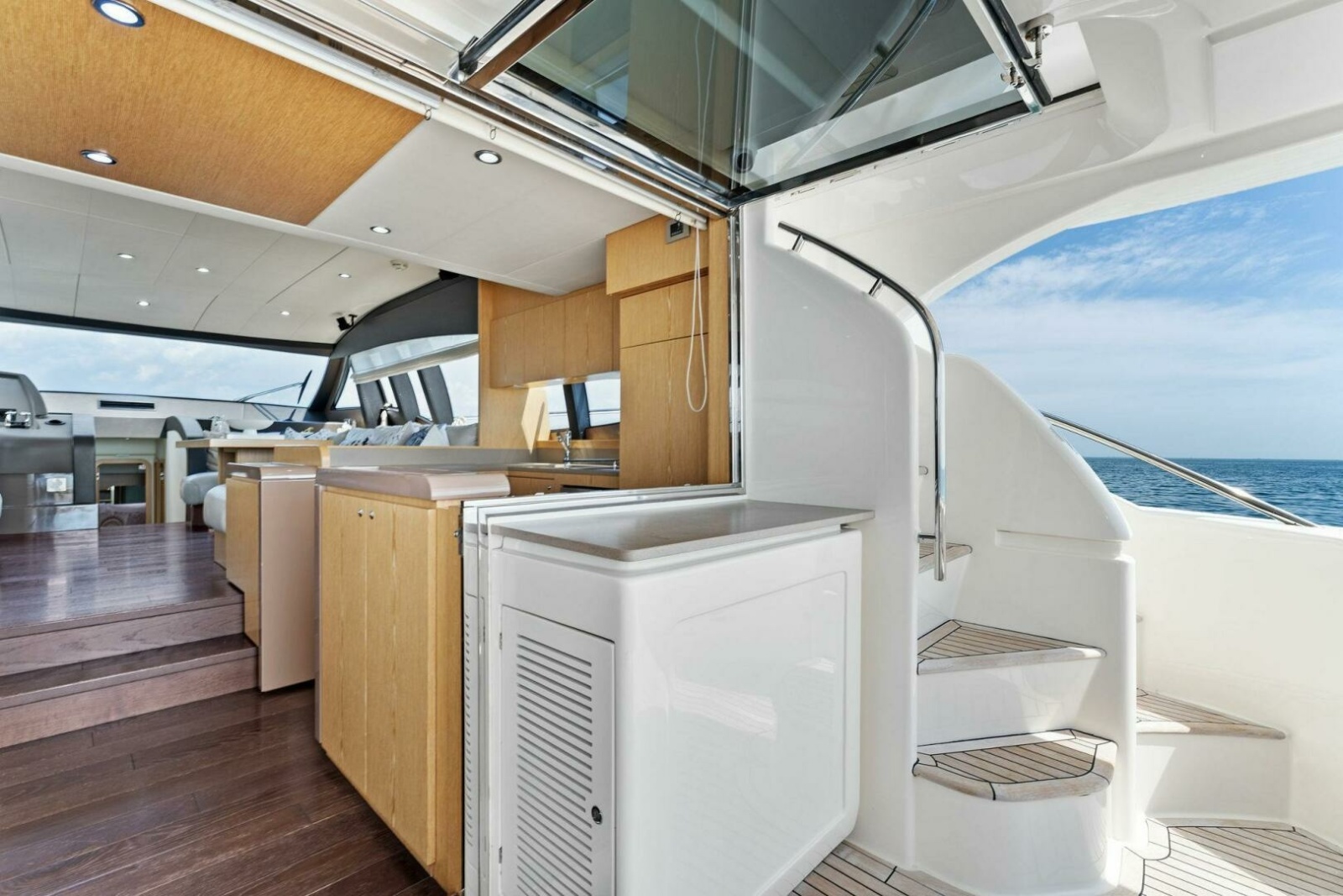 62' 2013 Ferretti Yachts 620