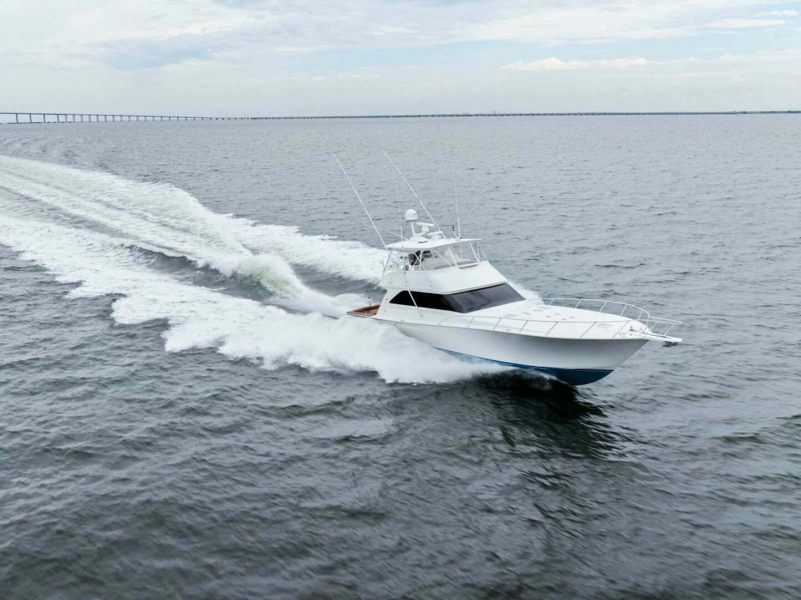 61' 2006 Viking 61 Convertible