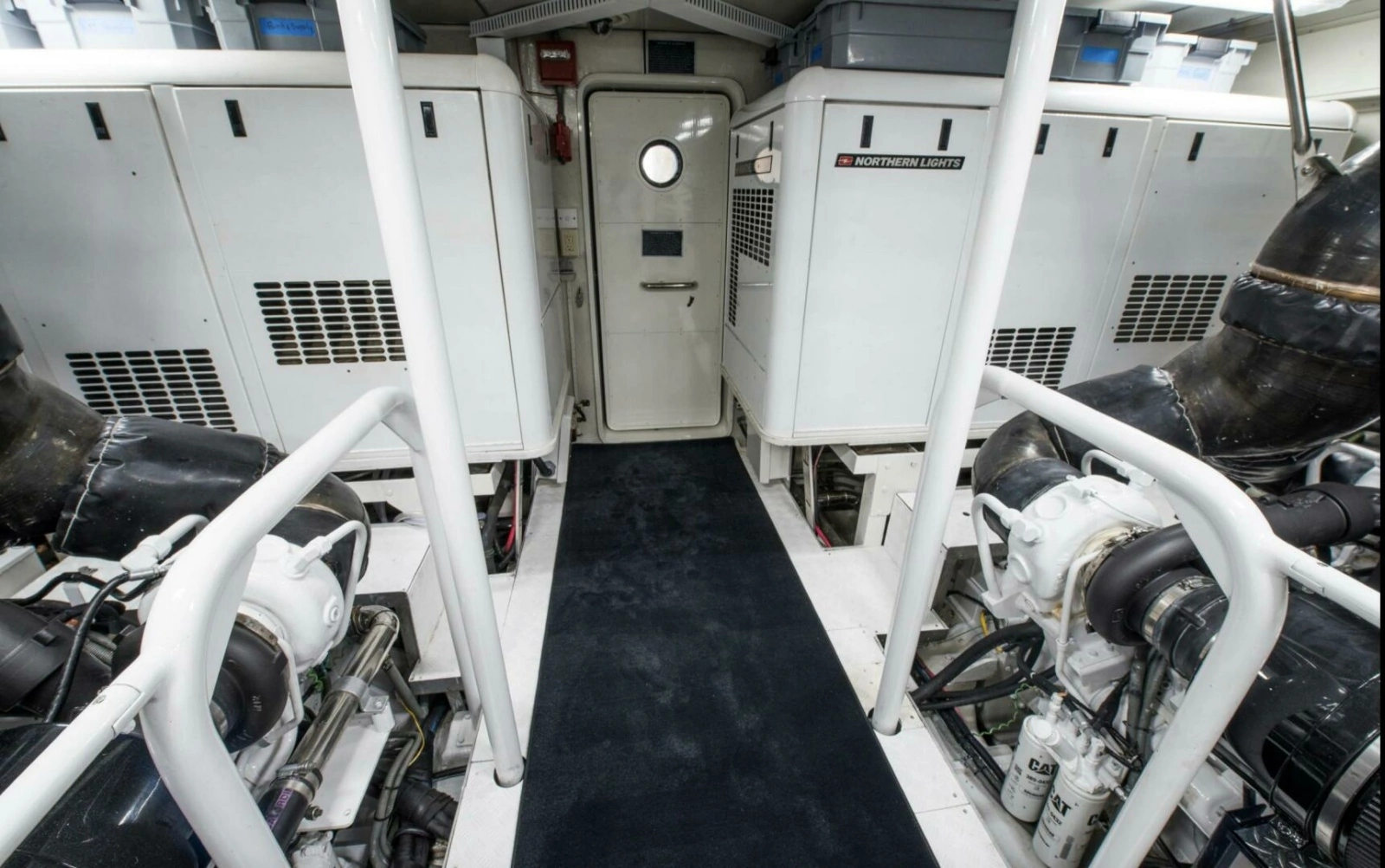 Cheoy Lee 95 FOOTLOOSE - Engine Room