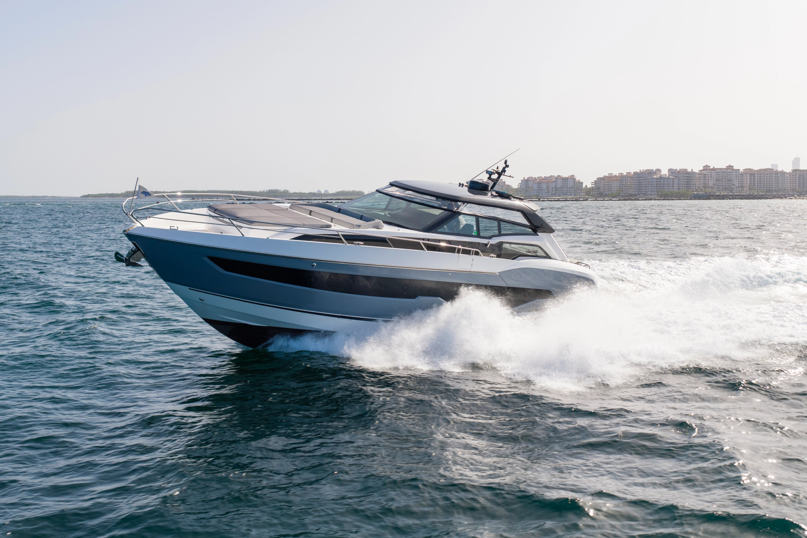 2024 Sunseeker Superhawk 55