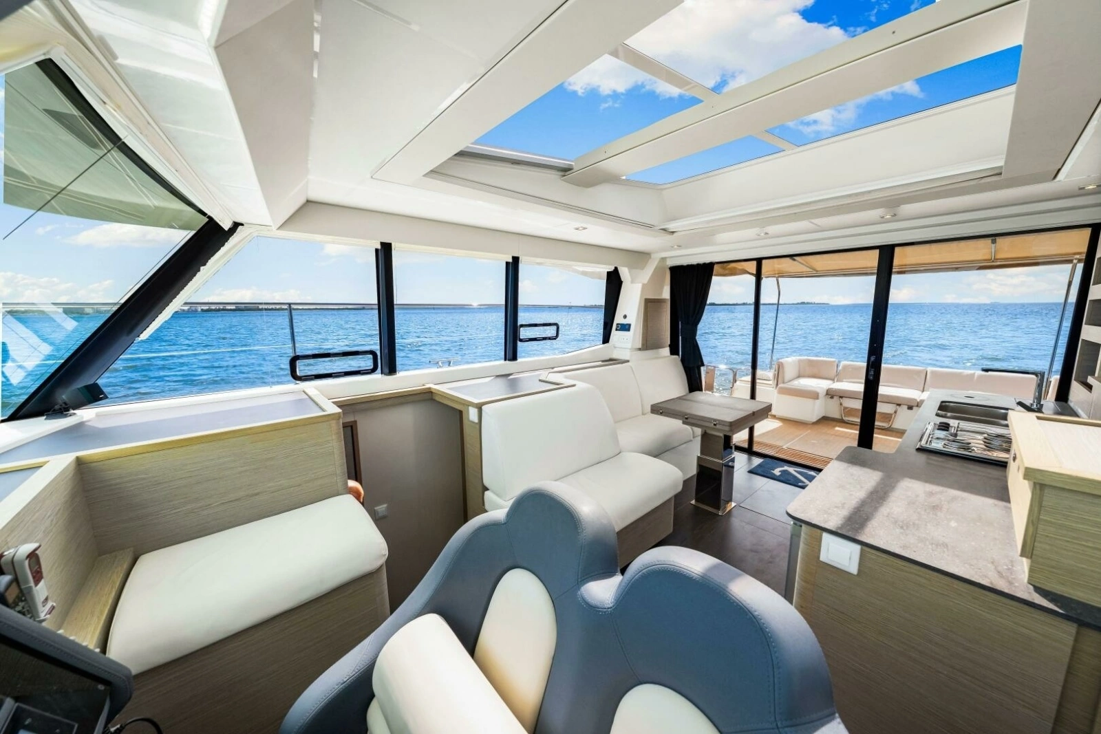 2021 Fountaine Pajot MY4.S - Salon 