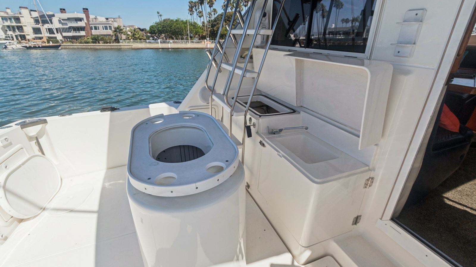 Cockpit with Tackle Station