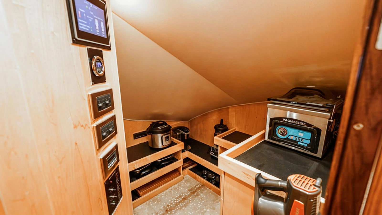 Utility Room with Storage and Appliances