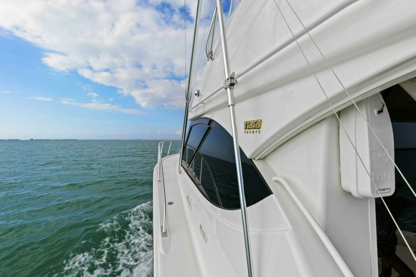 2013 Tiara Yachts 3900 Convertible
