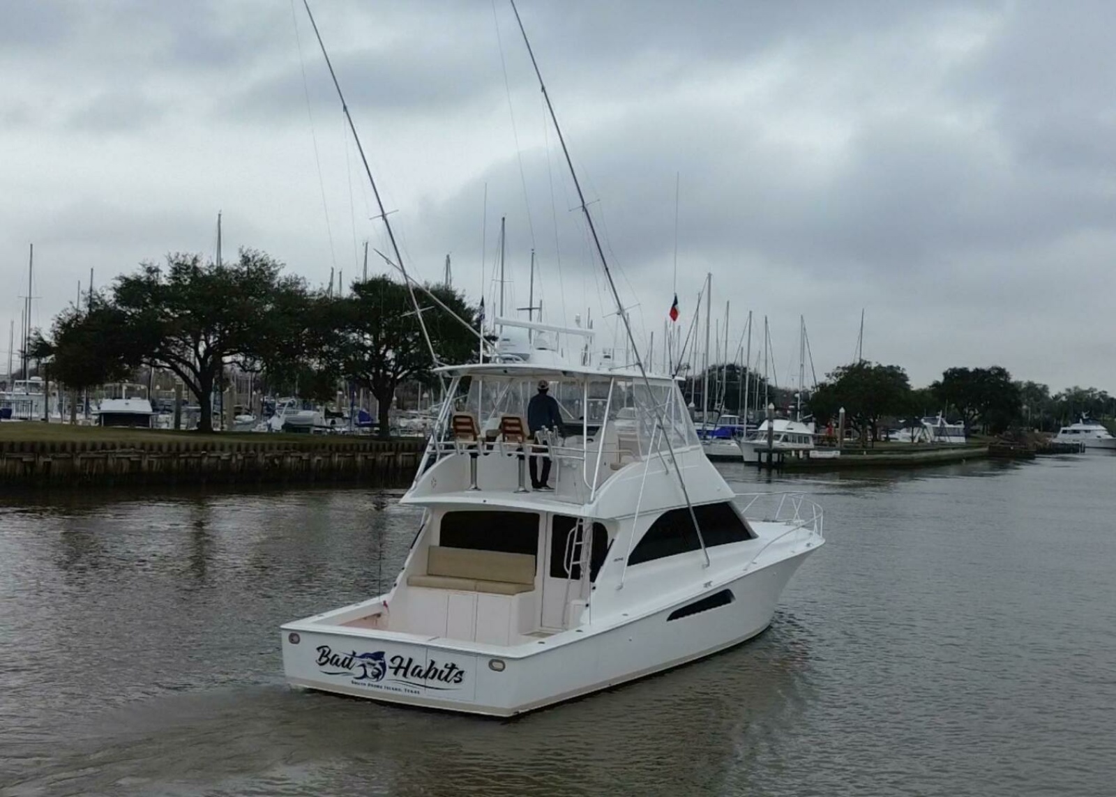 45' 2007 Viking 45 Convertible