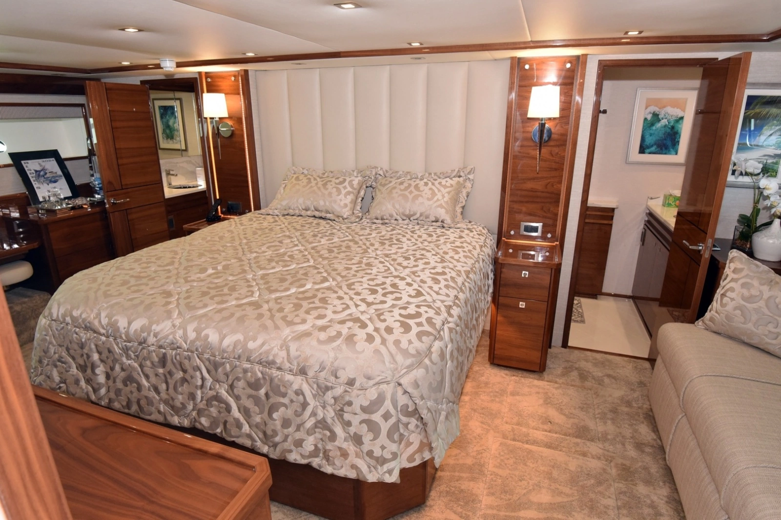 2024 Viking 90 Skybridge - PRIMETIME