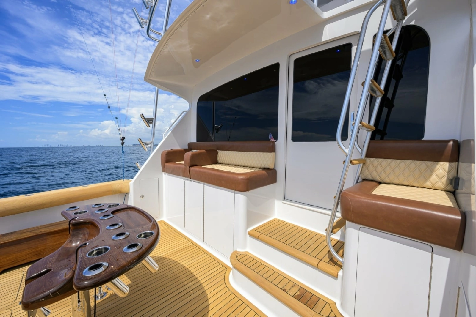 2002 Viking 61 Convertible